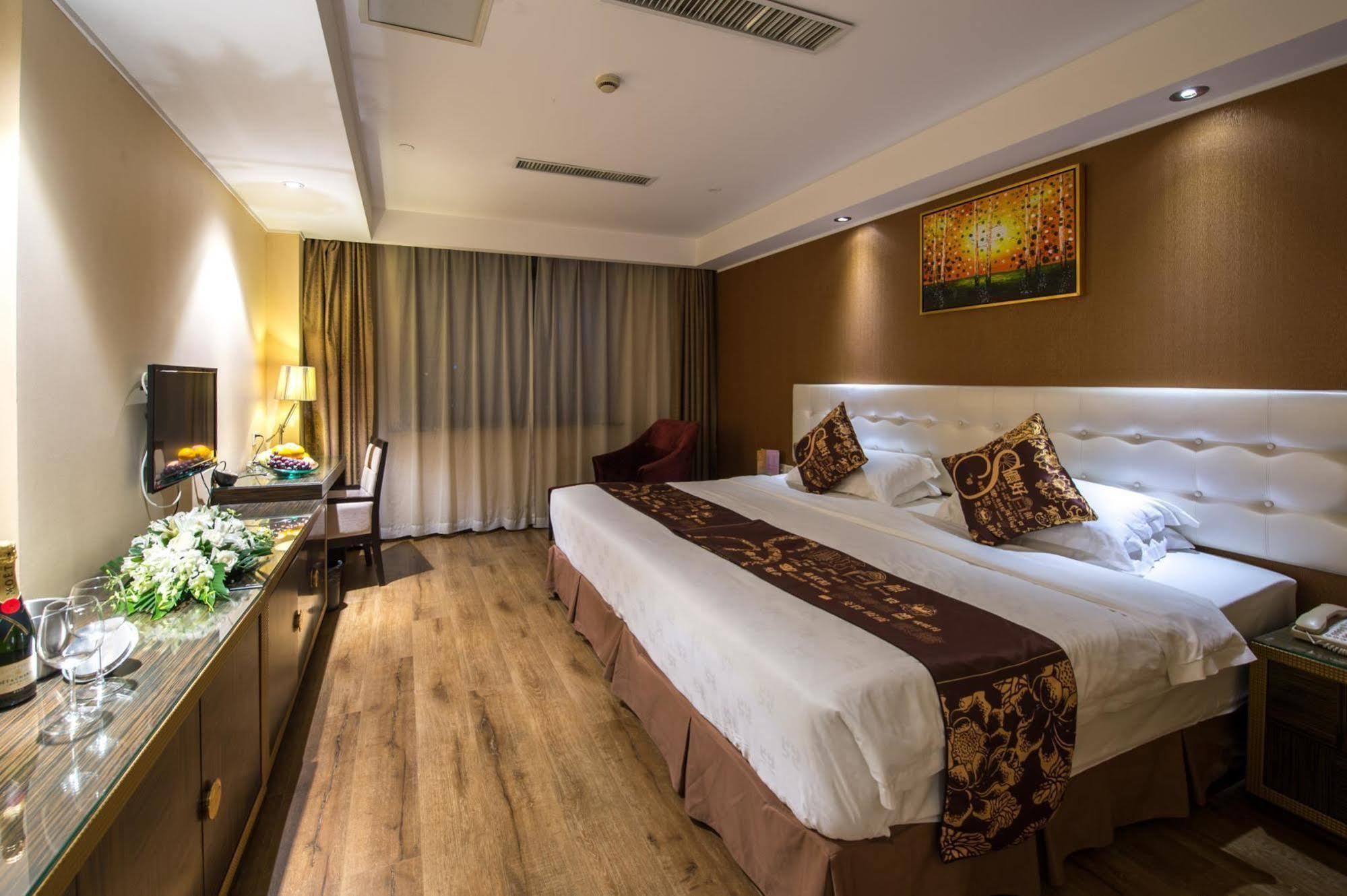 Kingtown Hotel Hongmei Shanghai Exterior foto