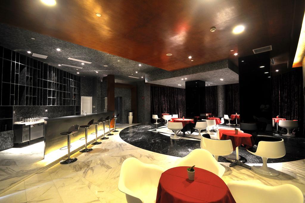Kingtown Hotel Hongmei Shanghai Exterior foto